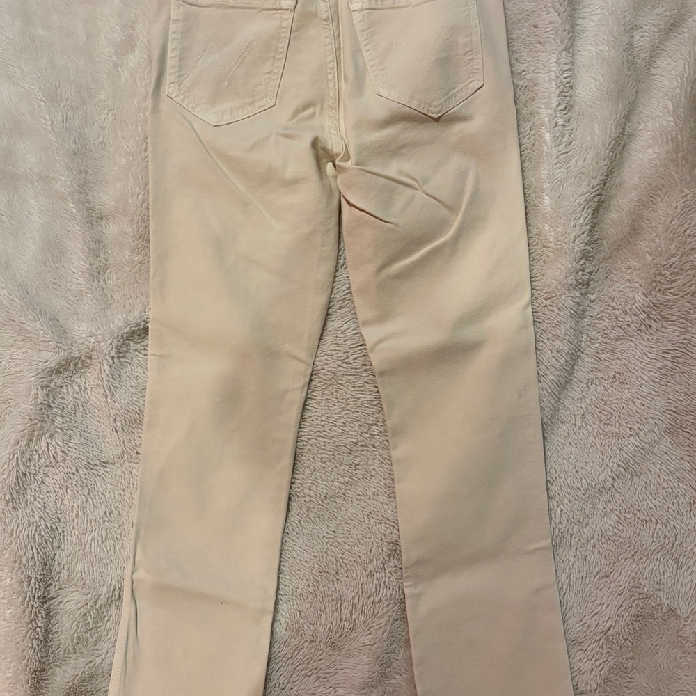 Mother High Waisted Rascal Ankle Fray - Picture 4 of 6